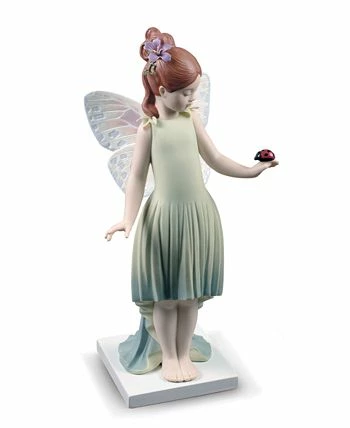 Lladró Childhood Fantasy Figurine 4 Lladró Childhood Fantasy Figurine - Image 2