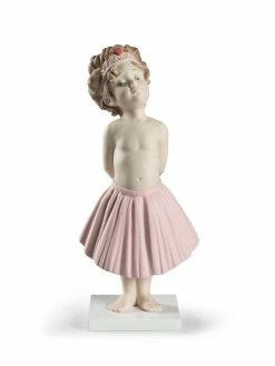 Lladró Girl's Fun Figurine