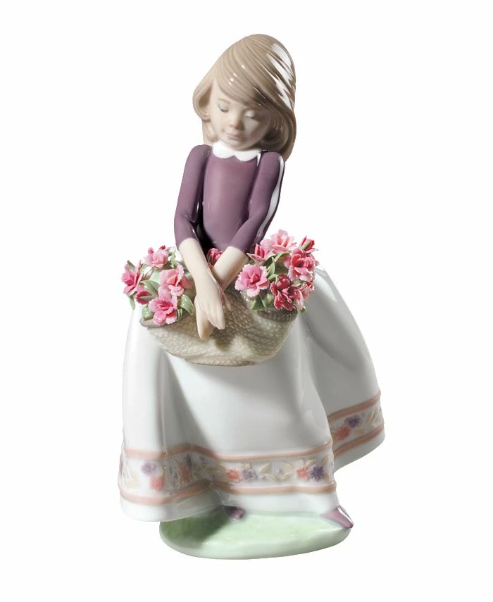 Lladró May Flowers Girl Figurine 3 Lladró May Flowers Girl Figurine