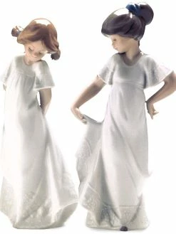 Nao By Lladro How Pretty & How Shy Collectible Figurines