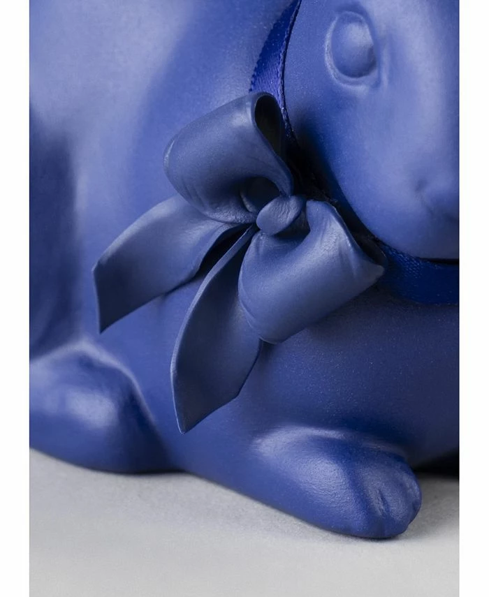 Lladró Collectible Figurine, Attentive Bunny 6 Lladró Collectible Figurine, Attentive Bunny - Image 4