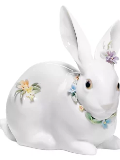 Lladr&oacute; Collectible Figurine, Attentive Bunny With Flowers