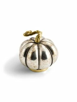Michael Aram Small Glass Pumpkin Figurine 9 Michael Aram Small Glass Pumpkin Figurine -Lladró Shop 19971872 fpx