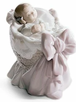 Lladró Collectible Figurine, A New Treasure Girl