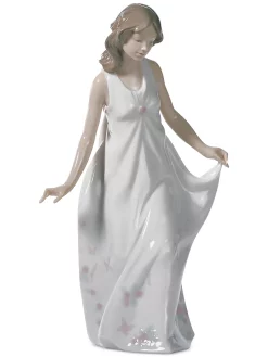 Lladr&oacute; Collectible Figurine, Wonderful Mother