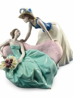 Lladr&oacute; How Is The Party Going? Figurine