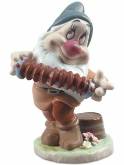 Lladr&oacute; Bashful Figurine