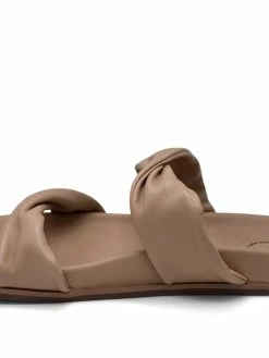 ONE TRICK PONY BAXTER -Lladró Shop BAXTERNEUTRAL4 scaled