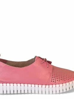 DJANGO+JULIETTE HUSTON