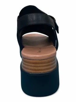 DJANGO+JULIETTE RANDLEE -Lladró Shop IMG 4079