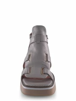 DJANGO+JULIETTE JENNIS -Lladró Shop IMG 9726