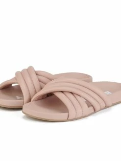 ROLLIE TIDE CROSS PADDED SLIDE -Lladró Shop SC01352 TideCrossPaddedSnowPink S2 1200x 2x 79b7cc32 b517 4526 9fff f55d252a253b