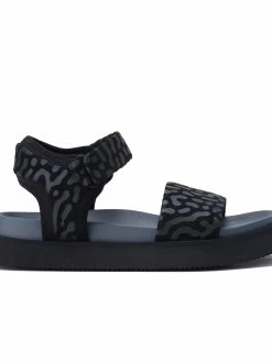ROLLIE ACME SANDAL S22/23 27 ROLLIE ACME SANDAL S22/23 -Lladró Shop STY00012 AcmeSandalBlackTerrain S 1200x 2x 5e5bd532 a0ba 4c9a b4f9 e614e2be8fd5