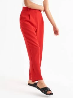 ROLLIE TIDE CROSS PADDED SLIDE -Lladró Shop Shot 21 1719 1200x 2x 31d2d150 4af7 48dd a7f0 96904e6212fe