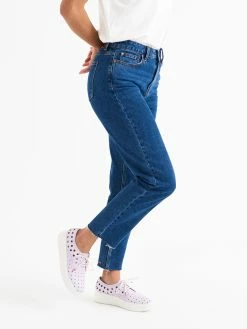 Lladró Shop -Lladró Shop Shot 27 2167 1080x 2x 4957fed4 3893 4cd2 a614 899b48320888